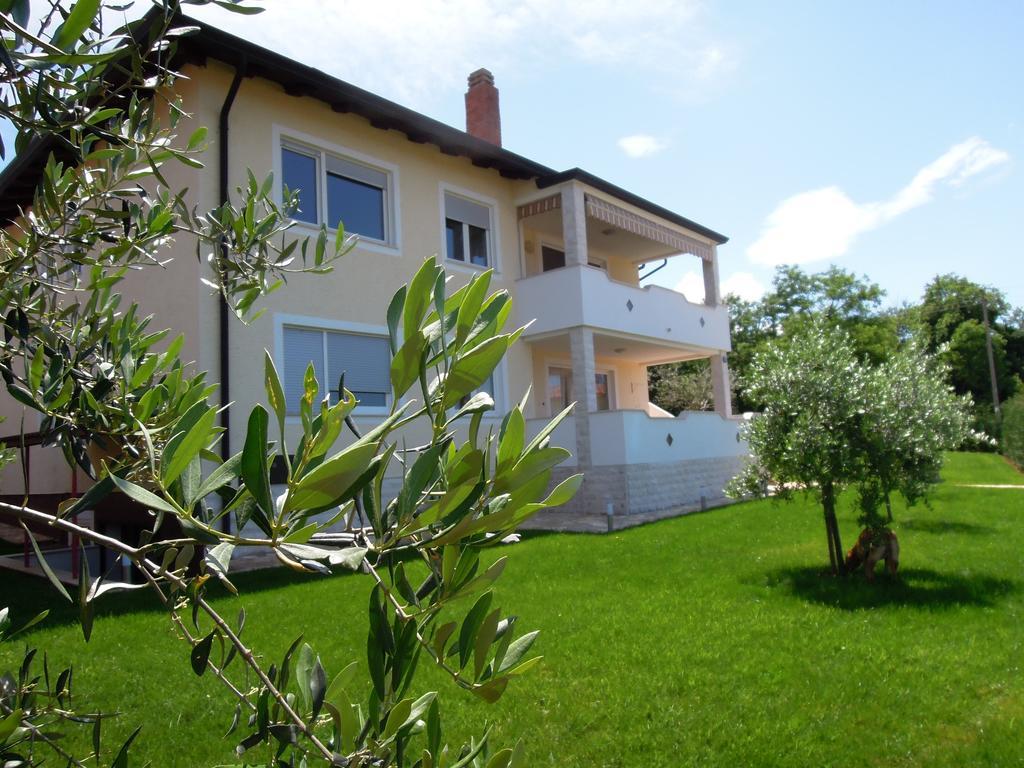 Holiday Home Villa Ivan Умаг Стая снимка