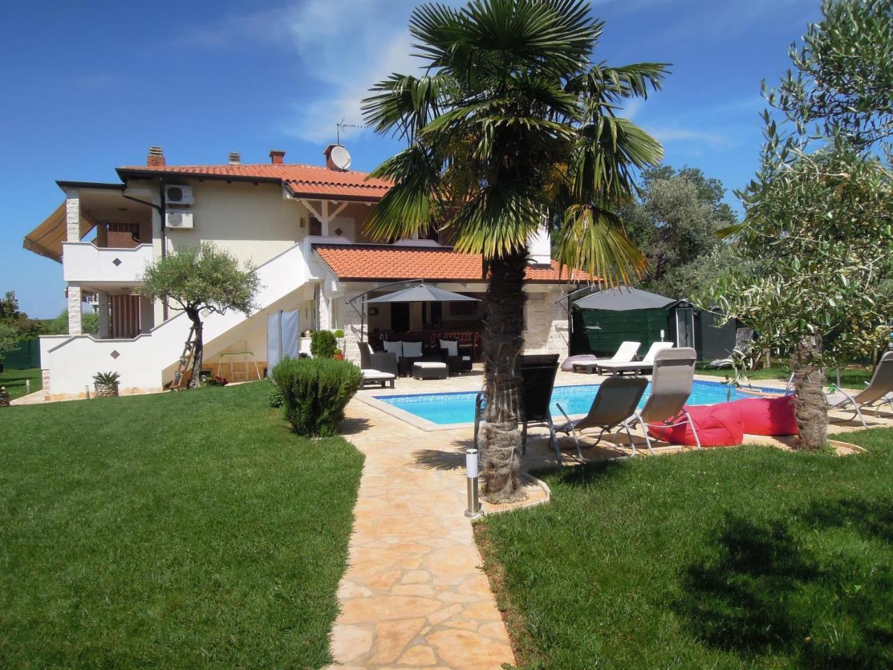 Holiday Home Villa Ivan Умаг Екстериор снимка